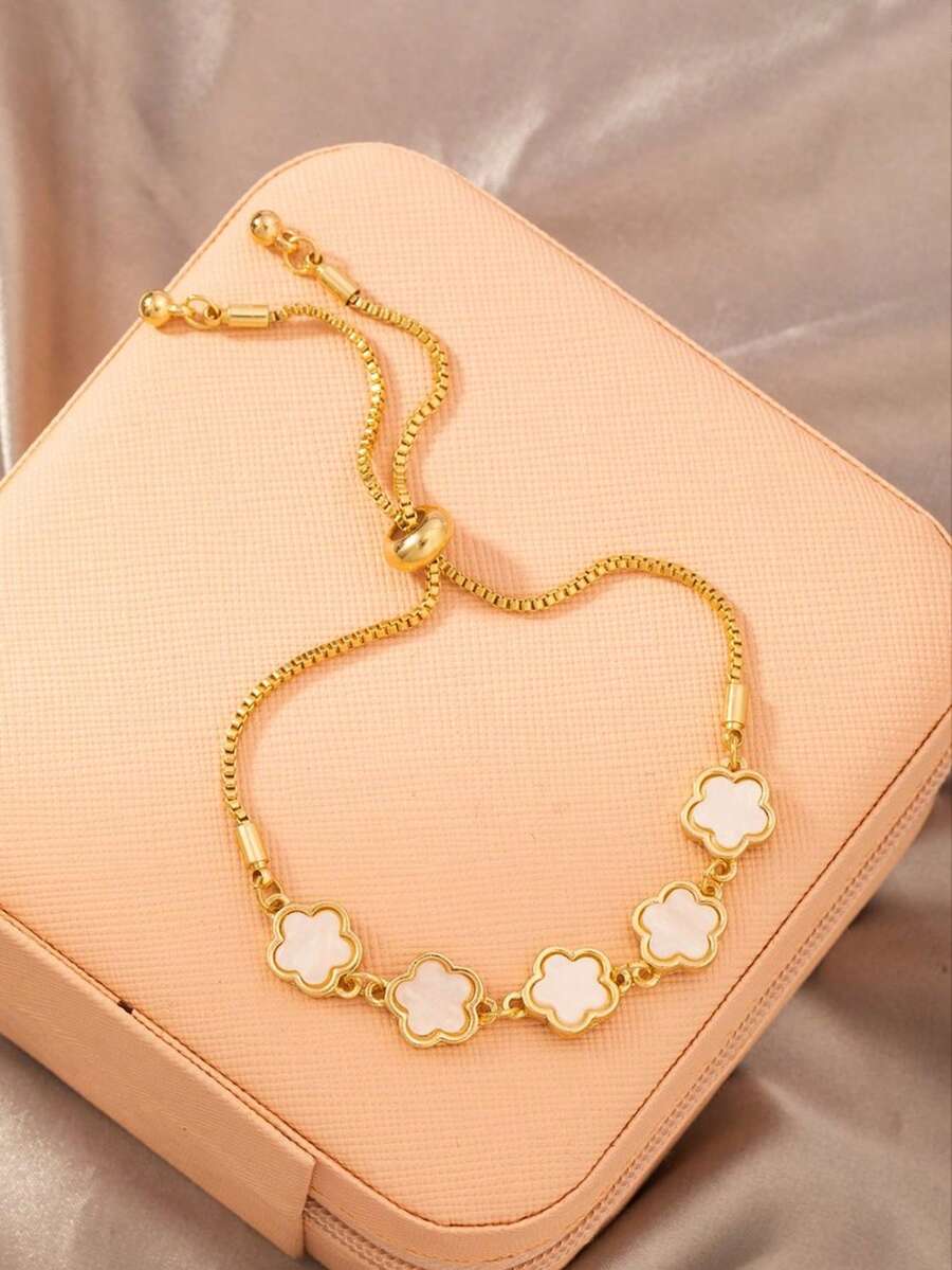 1pc Minimalist Lucky Five-Leaf Flower Adjustable Pull Bracelet, Fashion Accessory - White - View 1