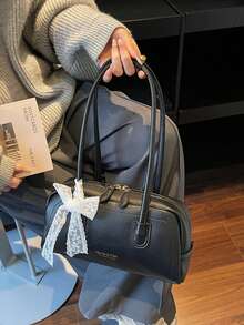 Bolso de hombro de mujer de unicolor retro de piel de PU, de gran capacidad con diseño de múltiples bolsillos y colgante decorativo desmontable - Negro - Ver 8