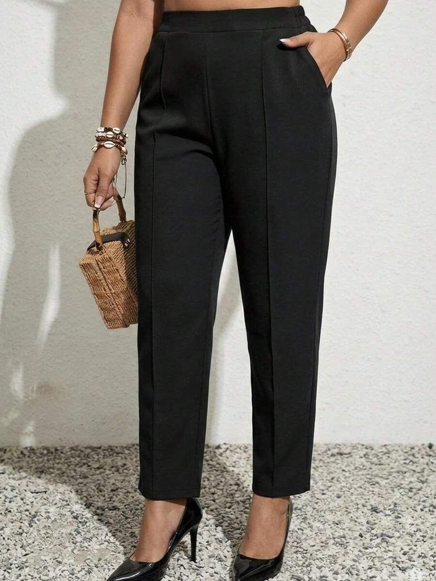 Pantalón de talla grande para mujer con detalles de bolsillo, de talla XL a 5XL, de tela suave - Negro - Ver 1