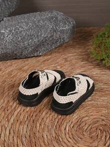 Baby Fashionable Metal Butterfly Buckle One-Strap Hook And Loop Sandals - Beige - View 5