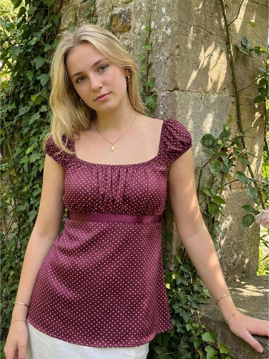 Women Fairy Grunge Y2k Babydoll Shirt Cap Sleeve Polka Dot Tie Back Flowy Crop Top Summer Aesthetic Square Neck Ruched Shirt Preppy Clothes - 酒紅色 - 查看 1