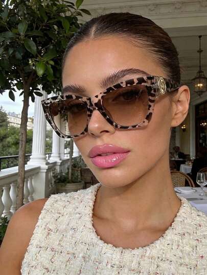 女士豹纹复古方形大框塑料太阳镜，经典时尚眼镜，夏季度假必备复古太阳镜，适合脸型较宽、脸大的女士，沙滩旅行驾驶日常佩戴