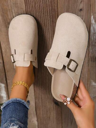 2026 Spring/Summer New Women's Slip-On Sandals, Comfortable & Fashionable, Beige Fabric Upper, Metal Buckle Decor, Round Toe, Low Heel, Non-Slip Rubber Sole, Fashionable Slip-On Mule Sandals With Metal Buckle, Women's Suede Leather Clog Sandals With Soft Cork Insole