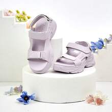 Skechers 女鞋夏季舒適百搭休閒沙灘鞋厚底涼鞋 - 淡紫色 - 查看 3