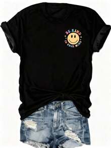 Camiseta Casual de Manga Corta Howell, Estampada con Frases, Adecuada para el Verano, Top de Verano para Mujer, "Está bien, no estás solo/a", "Eres lo suficientemente bueno/a", "Contigo, el mundo es mejor", "La salud mental importa", "Sigue adelante", "No seas tan tú mismo/a", "Elimina la discriminación" Negra - Negro - Ver 3