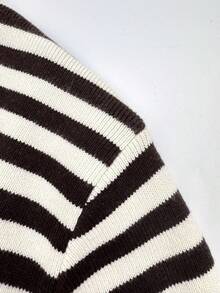 Prada Striped Embroidered Crew Neck Sweater, Custom-Knitted Mercerized Wool Blend Fabric, Soft, Delicate, Comfortable Against The Skin. The Creamy Hue And Warm Brown Tones Intertwine In The Knit Texture, Creating A Design Tension Between Movement And Stillness. The Iconic Prada Embroidery, A Subtle Yet Powerful Logo Hidden Among The Stripes, Flows In The Sunlight, The Logo Appearing And Disappearing In The Light And Shadow. The Design Is Seamlessly Integrated, Achieving The Ultimate In Aesthetics. Using Stripes As The Brush And Knitting As The Ink, A New Chapter Of Fashion Is Woven. Imported Machine Embroidery Technology, Using An Advanced Computer Control System And Precision Mechanical Parts, Achieves High Precision In Prada Embroidery, Resulting In Smooth And Delicate Lines. - 25341-B30 - Xem 3