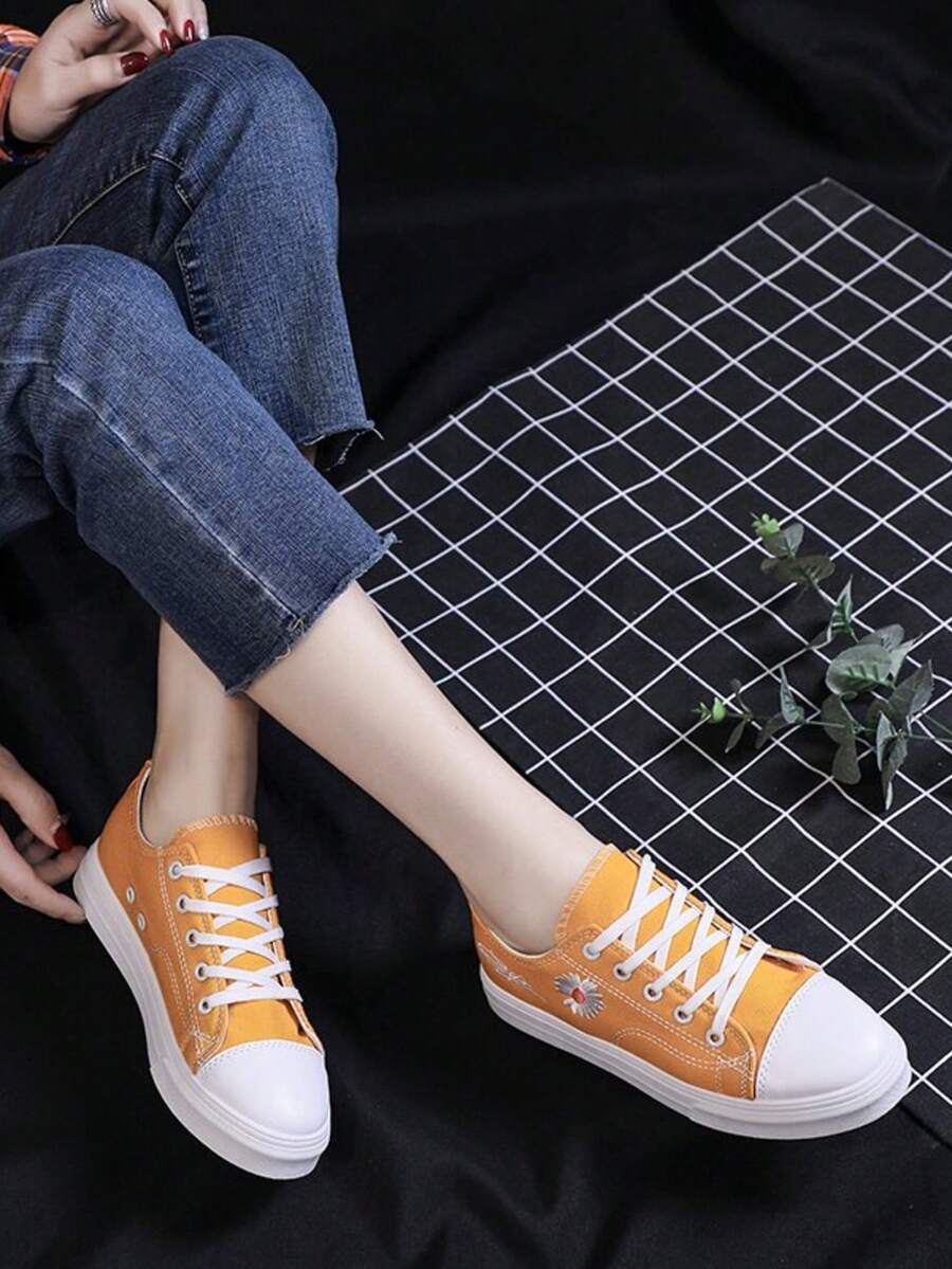 新款女士帆布鞋，黄色低帮休闲运动鞋，轻便百搭平底鞋，适合休闲、日常穿着，学生适用 - 黃色 - 查看 1