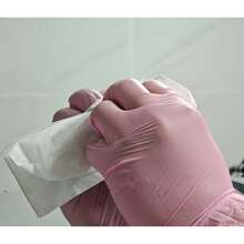 10/50/100只装一次性手套，防水防油，不含乳胶和酒精，适用于厨房清洁、宠物护理、纹身、刺绣等用途。 - 淺粉 - 查看 6