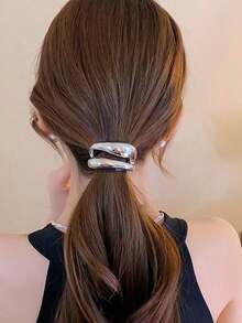 1/2pcs Elegant Gold Metal Minimalist Hair Scrunchies, Luxury Leather Arc Design Hair Ties, Women Simple Fashion Hair Accessories, Glossy Knotted Ponytail Holders, Round Top Ponytail Rings, Elastic Hair Bands, Women Hair Decorations,Summer,Holiday,Travel - Multicolor - View 3