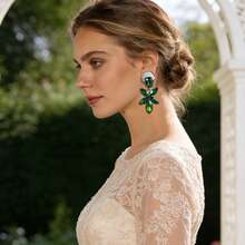 2个闪亮水晶吊坠316不锈钢耳塞 | 优雅耳扩 | 低过敏性身体饰品，适合婚礼和派对 - style-1 - 查看 3