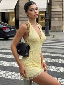 Women's Elegant Pale Yellow Lace Halter Ruched Waist Mini Dress, Chic Sexy Party Dress, Glamorous City Outfit - Yellow - View 3