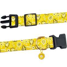 Paisley Pattern Dog Collar With Floral Pendant, Adjustable Soft Cute Sweet Dogwood Print Pet Collar, Suitable For Small/Medium/Large Dogs - Yellow - View 2