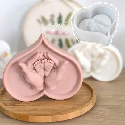 1pc DIY Heart-Shaped Candle Mold With Big Hand Holding Small Foot, Silicone Mold For Wax Candle, Clay, Plaster Crafts, DIY Handmade Mother's Day Gift, Reusable Epoxy Resin Casting Mold, Home Decor