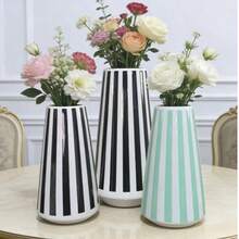 Black and White Pattern