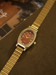This Square Bamboo-Patterned Quartz Watch Is Suitable For Daily Wear, And Also Makes A Perfect Gift For Birthdays And Christmas. - Gold - View 3