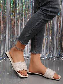 2026 New French Style Crystal Embellished Square Toe Flat Slide Sandals, Elegant Slip-On Suitable For Dresses, Spring/Summer/Autumn - Beige - View 2