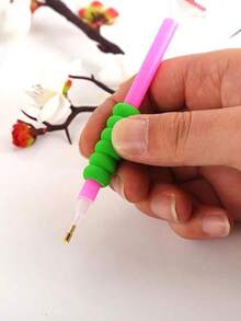 2/4/8pcs Children's Silicone Pencil Grip, Comfortable Pencil Holder Assist Writing Tool, Corrects Grip Posture For Beginners, Recommended Christmas Gift, Holiday Gift, Teaching Tool, Learning, Back To School - Multicolor - View 10