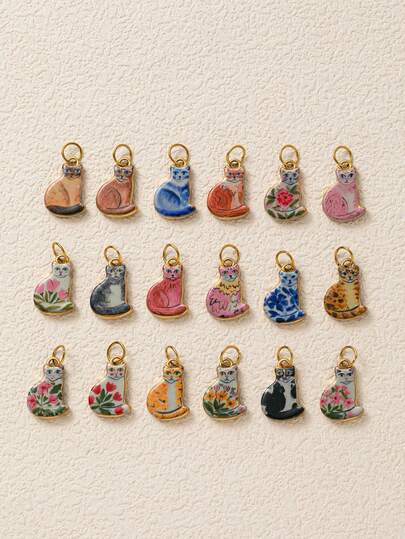 1件日常休闲动物风女士吊坠，以猫为主要元素。不锈钢材质，镀18K金，防水防褪色。适合DIY项链配件、精美首饰配件、女士首饰配件、DIY首饰配件、沙滩饰品。