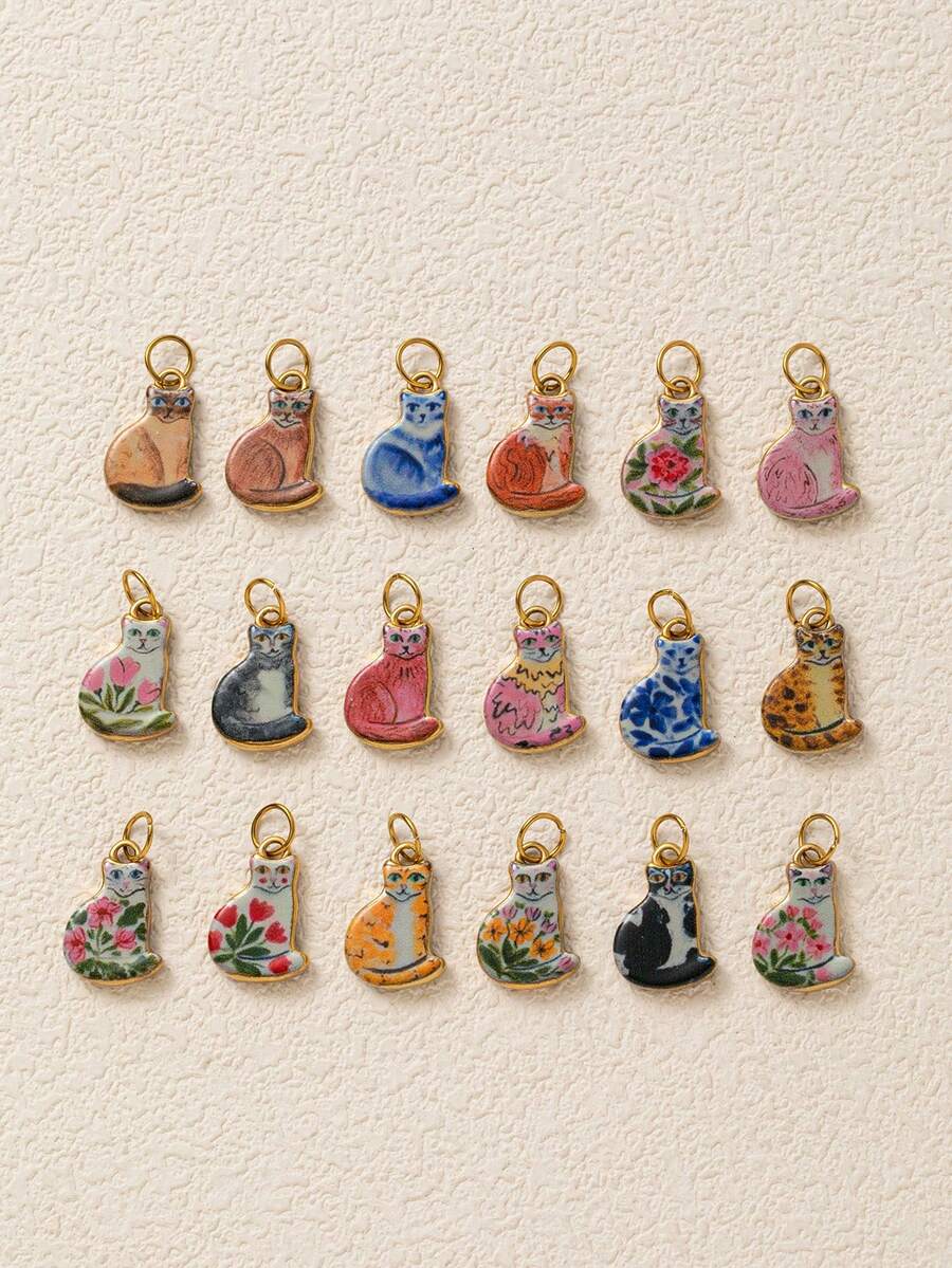 1个彩色猫咪吊坠,卡通乡村风格,珐琅釉工艺,18K镀金PVD涂层,不锈钢材质,防水、防晒、抗氧化,适合DIY制作手链、脚链、项链、身体链等饰品。 - 彩色 - 查看 1