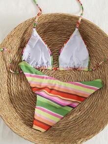 Onefish Bộ bikini nữ kẻ sọc xanh lá cây, hồng, cam, áo tam giác có dây đeo điều chỉnh được, cúp ngực trượt, eo cố định, quần cạp thấp, kiểu dáng gợi cảm, thích hợp cho kỳ nghỉ hè đi biển. - màu xanh lá - Xem 4