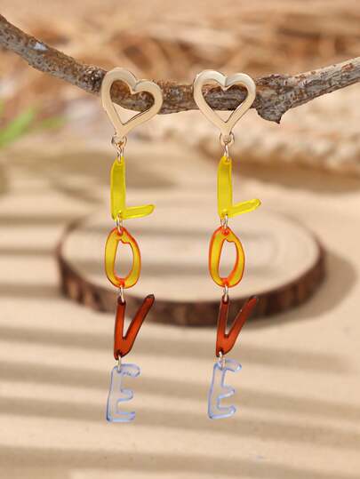 A Pair Of Personalized Acrylic Multi-Layer "LOVE" Letter Heart-Shaped Earrings, Suitable For Ladies To Wear Both Daily And On Special Occasions.