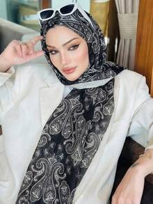 الأسود