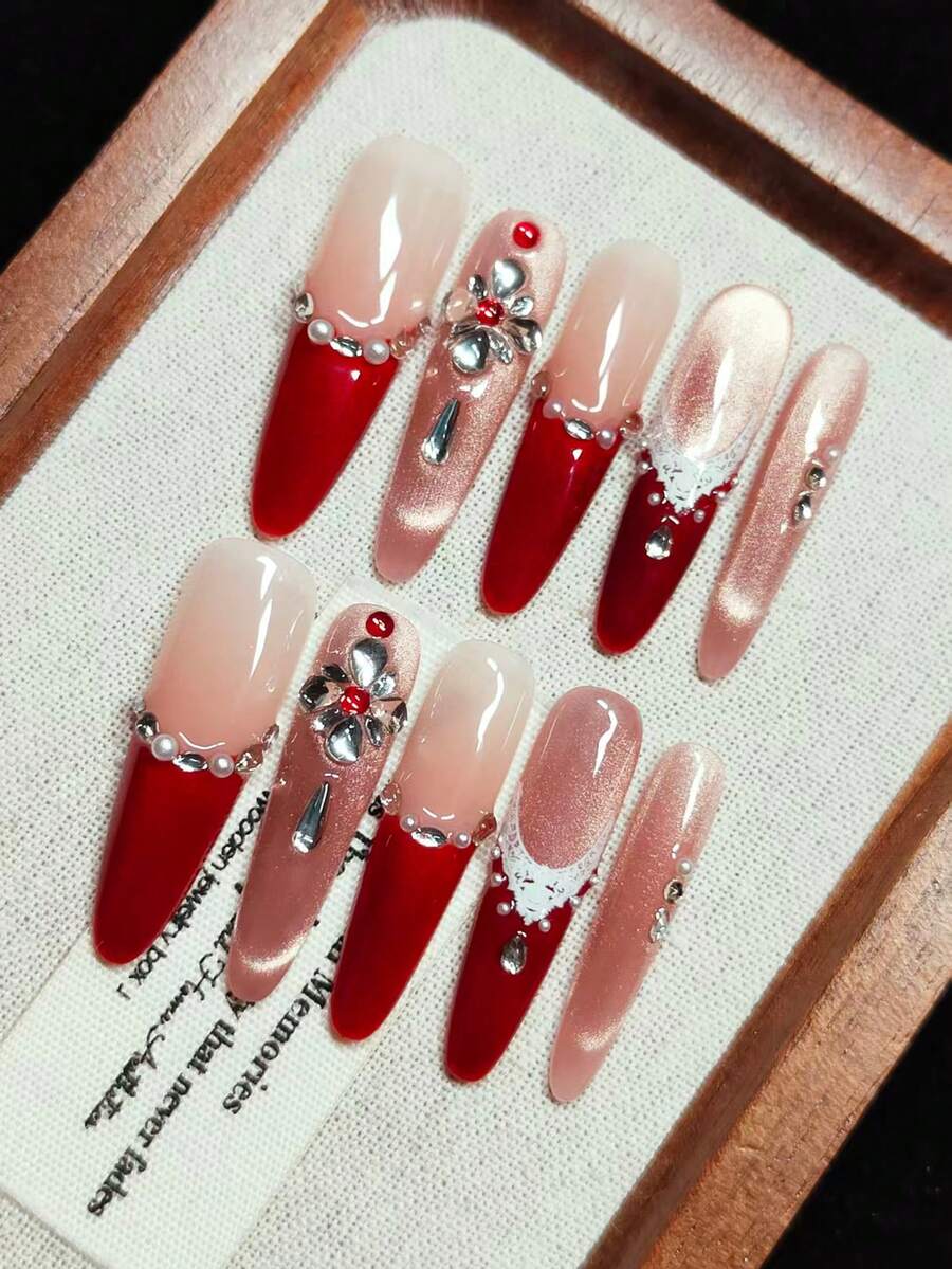 Handmade Nail Polish, Press-On Artificial Nails, French Style, High-End Texture. Pink Cat-Eye, Shiny. White Lace, Various Glittering Rhinestones, A Girl's Gift, Reusable.