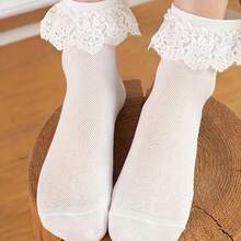 A Pair Of Women's Mid-Calf Socks With Lace Trim, Sweet And Cute. - White - View 3