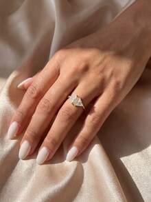 1枚优雅皇冠立方氧化锆订婚戒指，女士精致结婚珠宝，S925纯银经典立方氧化锆戒指，新娘珠宝，求婚承诺戒指，结婚周年纪念礼物 - 微鑲三角形 - 查看 5