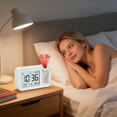 数字投影闹钟，多功能桌面时钟，可调节投影角度，适用于卧室床头柜和办公室，LED显示屏，便捷的唤醒解决方案