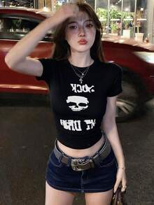 女士圆领短袖T恤，美式风格，夏季新款骷髅图案和字母印花，修身时尚露脐上衣，休闲黑色 - 黑色 - 查看 7
