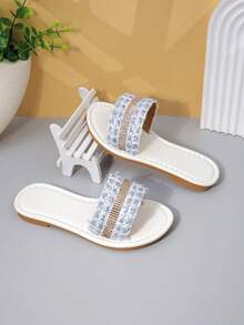 Sandalias de diapositiva con adornos de tweed azul y diamante de imitación para niñas, zapatos de verano elegantes de punta abierta para niños - Azul y blanco - Ver 2