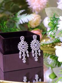1 Pair Cubic Zirconia Luxury Pendant Earrings, Fashion Women's Jewelry Gift, Suitable For Date, Wedding, Party, Anniversary, Comes With Gift Box - White - View 5
