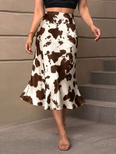 女士缎面奶牛印花中长裙，高腰飘逸A字香槟棕色动物印花裙，适合休闲和派对的夏季裙装