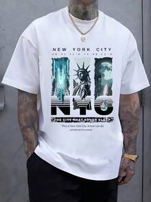 Representa la energía urbana de Nueva York con la majestuosa Estatua de la Libertad bajo la luna y edificios modernos simbolizando libertad sueños y movimiento constante camiseta de hombre moderna cómoda para uso diario y momentos casuales - Blanco - Ver 1