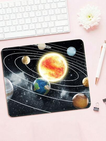 精美宇宙星系图案缝边防滑橡胶游戏鼠标垫 - 光滑表面，耐用方形桌垫，适用于办公室、笔记本电脑和台式电脑 - 时尚美观的电脑配件，高品质做工，天文爱好者桌面鼠标垫 (24x20cm)