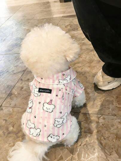 柔软纯棉狗狗纽扣衬衫睡衣，两种颜色可选，小狗印花宠物服装，轻盈条纹狗狗猫咪睡衣，适合中小型犬，舒适的狗狗居家休闲服，户外皆宜