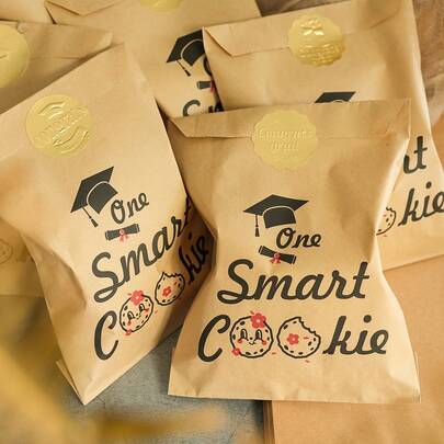 48个/32个/16个装牛皮纸袋，毕业派对装饰小礼品袋，带封口贴纸，毕业季和返校用品，教师节礼品袋