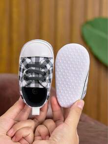 Spring & Autumn Lightweight Breathable Sports Shoes For Babies, White & Pink Mesh Soft Bottom Casual Fashionable Comfortable Slip-On Unisex Toddler Cloth Shoes, Suitable For All Seasons Indoor & Outdoor Children Walking Shoes - Light Grey - View 9