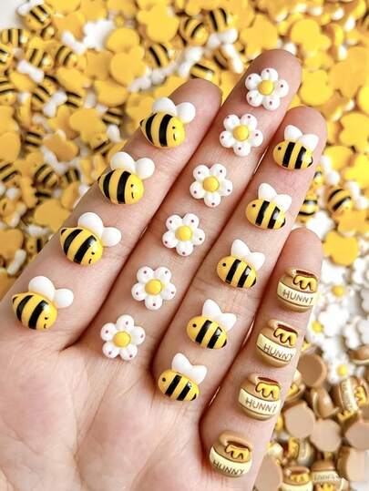 50/Pcs Realistic 5-Petal Bee & Honey Jar Resin Charms Suitable For DIY Nail Art, Jewelry Making, Crafts - Bee-Themed Decorations With Honey Jars, 3D Flower Nail Decor, Resin Bees For Scrapbooking & Gift Accessories