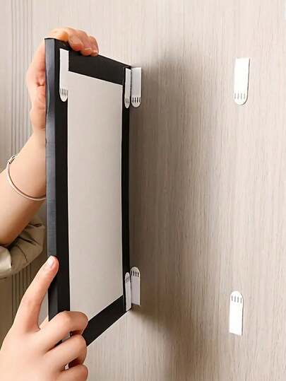 10/1pc Double-Sided Removable Adhesive Hooks Allow You To Hang Picture Frames And Artwork Without Drilling; Waterproof Adhesive Installation, Durable Frame Hangers - Non-Destructive Adhesive Rings Suitable For Drywall Walls, Ideal For Photos And Christmas Decorations, And A Perfect Decoration For The Holiday Season. Drill-Free Frame Hangers - Removable Double-Sided Adhesive Wall Hooks For Picture Frames And Artwork, Waterproof Installation Stickers.