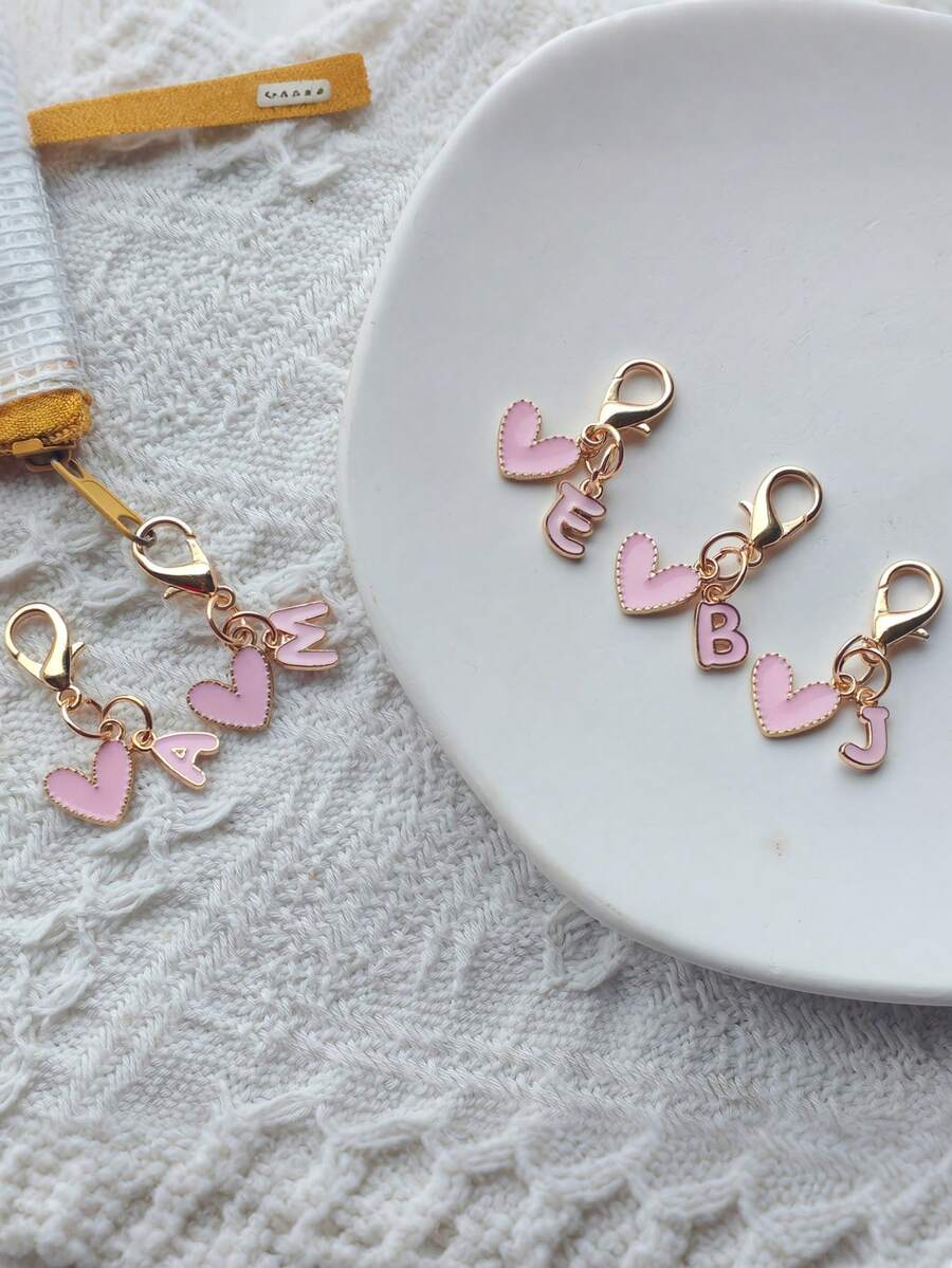 Cute Heart Shape And Name Initial Pendant Series Keychain, 26 English Letters Heart Pendant Key Chain - Multicolor - View 1