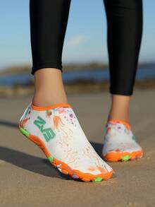 1双透气印花水鞋，低帮套脚赤足鞋，橡胶鞋底，适合户外、沙滩、水上活动、室内瑜伽、跳绳、春夏休闲穿着 - 橘色 - 查看 14