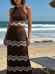 女士优雅休闲度假套装，棕色撞色条纹镂空短款针织上衣搭配长裙，两件套包括露背无袖修身短款上衣和修身长裙。适合度假、海滩、郊游和约会。 - 棕色 - 查看 8
