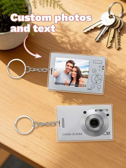 1pc Customized Photo Digital Camera Keychain,Customize Photo And Text,Personalized Kpop Idol Pendant, Anime Character Keyring, Friendship Gift, Phone Bag Accessory, Cute Customized Photo Charm, Personalized Birthday Gift For Best Friend, Customizable Memory Keychain, Fan Merchandise, Customized Portrait Keychain, Kpop Fan Gift, Anime Lover Gift