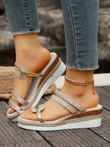 Nuevas sandalias de cuña con tiras delgadas para mujeres, sandalias de moda con decoración metálica de una sola tira, plataforma de cuerda trenzada con suela gruesa, suela ligera antideslizante y duradera, estilo de vacaciones con punta abierta, cómodas y transpirables sin rozaduras - Dorado - Ver 6