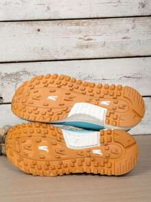 1 đôi giày thể thao nữ nhẹ, kiểu dáng thường ngày, giày học sinh thời trang phù hợp với người nhỏ nhắn, đế dày thoáng khí màu trắng. - Màu xanh lam - Xem 6