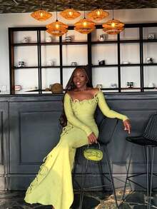 Green Birthday Dresses For Women Pluasize Spring And Summer Pleated Square Neck Long Sleeved Slim Fit Long Dress Long Sleeved Bodycon Dress Vacation Outfits Festival Outfit Coachella Fashion Mother Daughter Matching Outfits Vacation Outfits - màu xanh ô liu - Xem 10