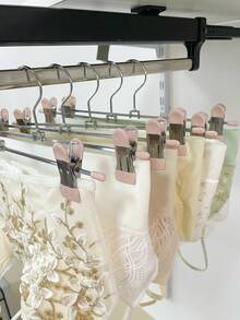 6 piezas Pinzas de metal de hierro plateado para pantalones, Pinzas sin costuras para ropa interior, Pinzas adhesivas de doble cabeza antideslizantes para pantalones, faldas y almacenamiento de armario - Rosa - Ver 6