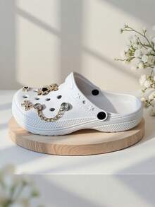 女士夏季金色小熊链条休闲镂空拖鞋，防滑耐磨EVA沙滩鞋，透气设计，多功能户外人字拖 - 白色Jx - 查看 6